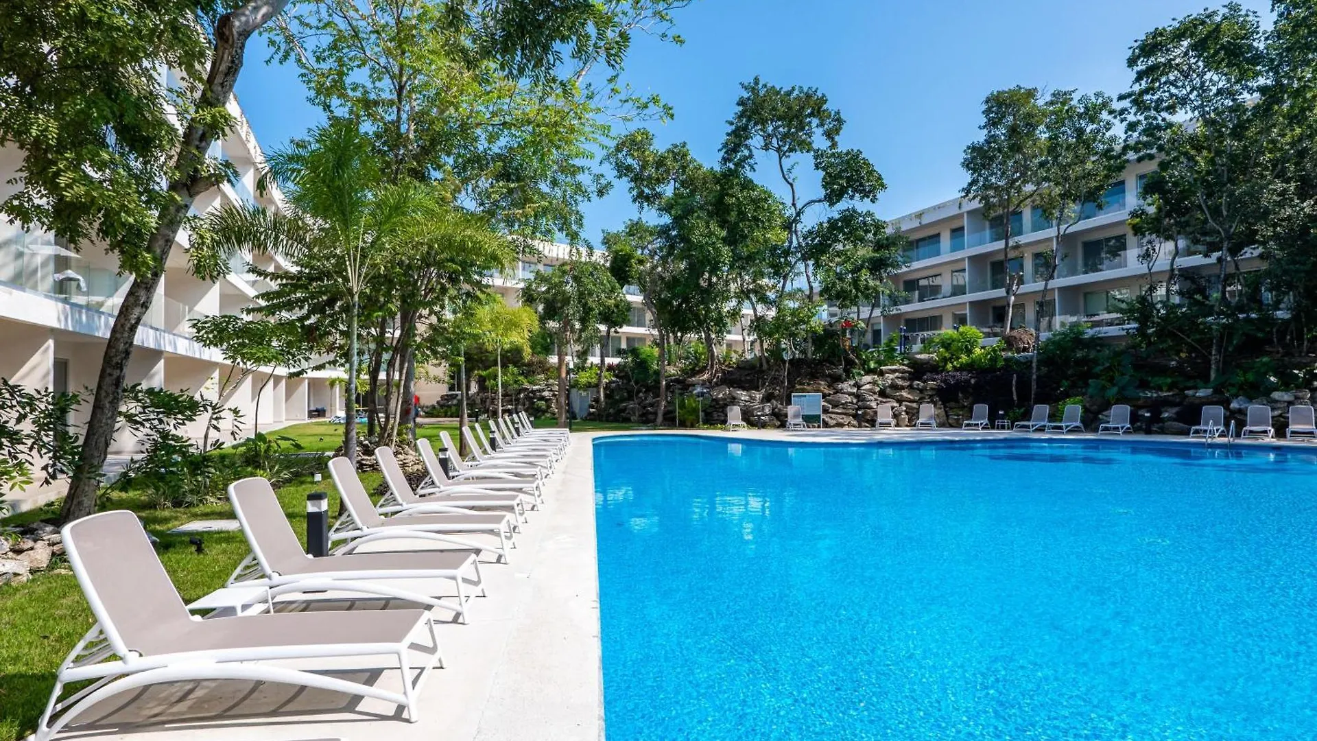 Natura One Bedroom Condo At Tl A203 Плая-дель-Кармен